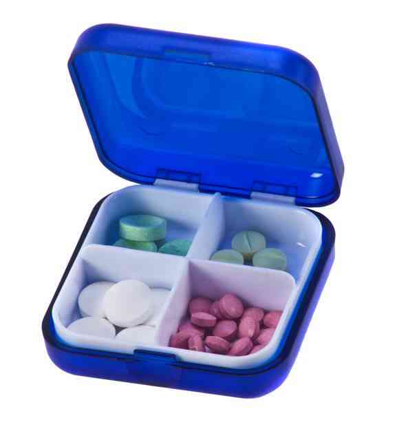 קופסת פלסטיק לתרופות 4 תאים - מדיקט